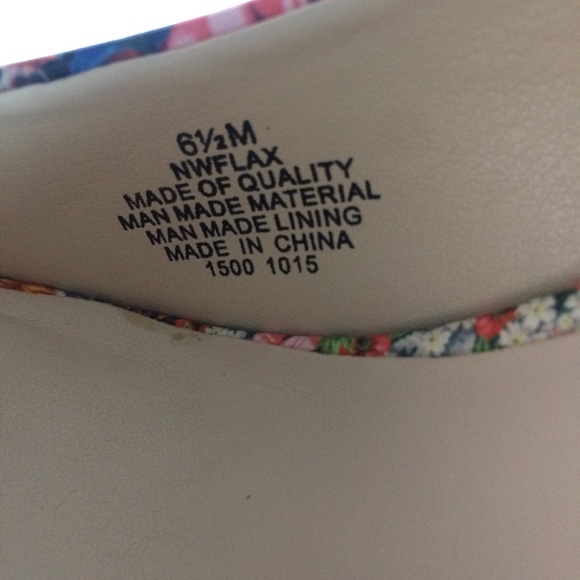 Nine West Flax Floral Patterned Stiletto Pumps - Picture 6 of 6